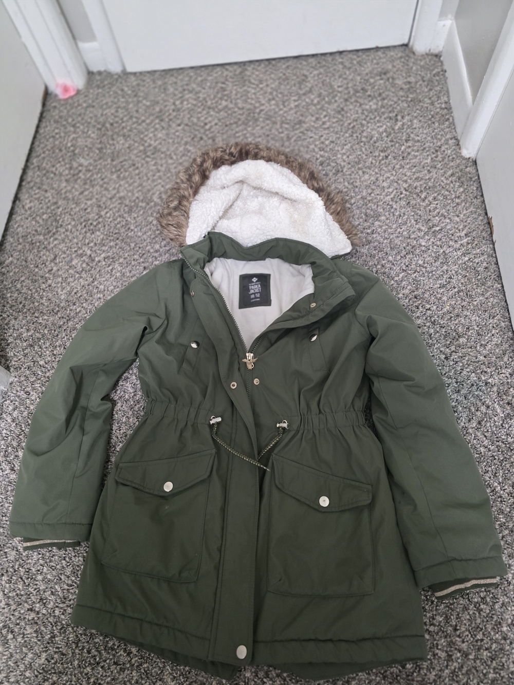 Olive Green Hooded Puffer Parka with Faux-Fur Trim